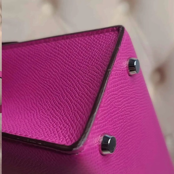 Authentic Hermes Verrou 23 magnolia epsom SHW - Picture 7 of 11